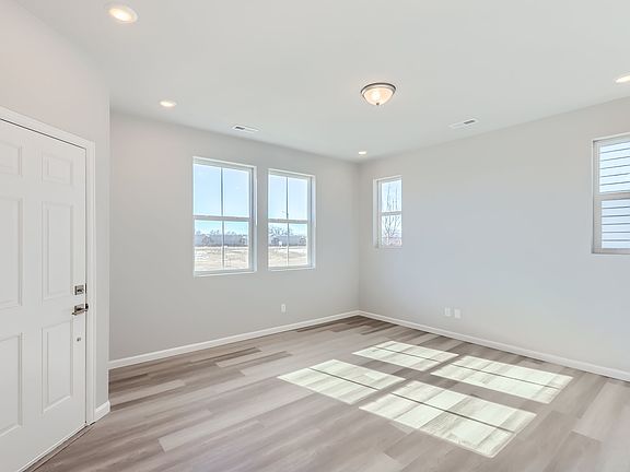 5th image of 2335 Arborwood Ln