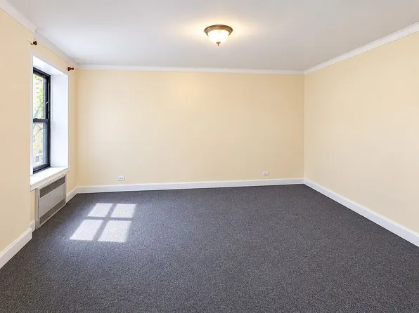 92-05 Whitney Ave #27, Elmhurst, NY 11373