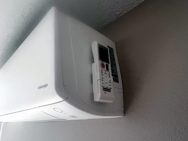 708 Browning Ave S #16 — Photo 24