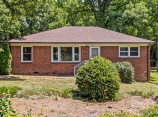 5025 Lochlain Dr, Charlotte, NC 28217