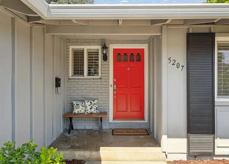 5207 Elrose Ave — Photo 6