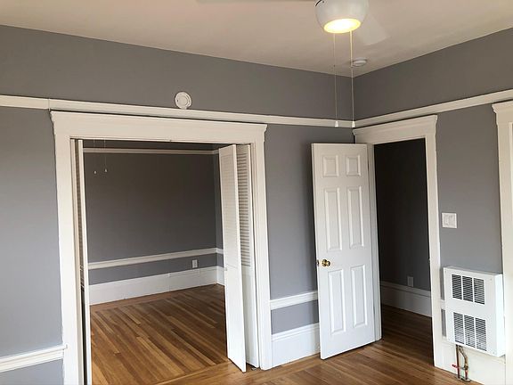 5th image of 2710 Market St #1