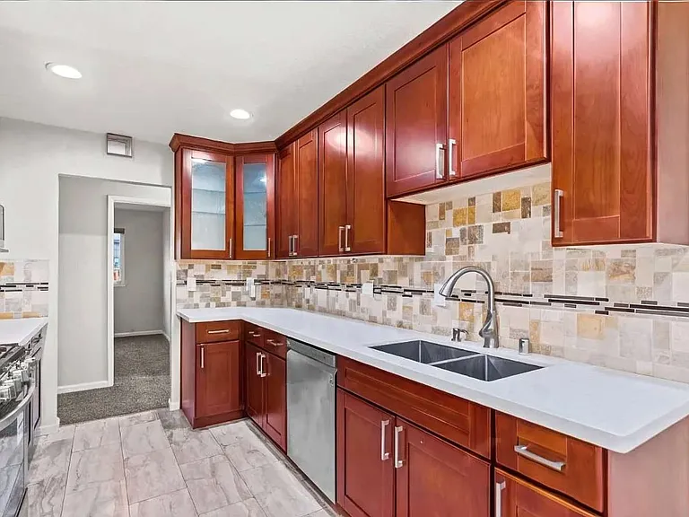 1680 Morrill Ave — Photo 20