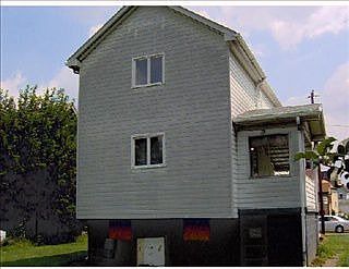 2nd image of 119 15th St