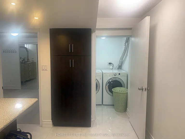 92 Knotwood Cres #BASEMENT — Photo 8