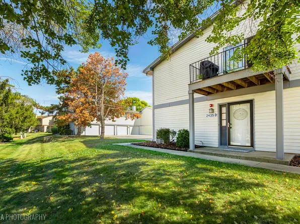 2435 Brunswick Cir APT D, Woodridge, IL 60517