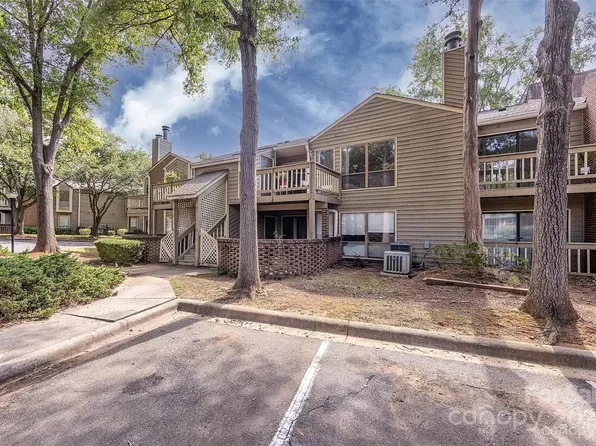 1604 Sharon Rd W APT 28, Charlotte, NC 28210