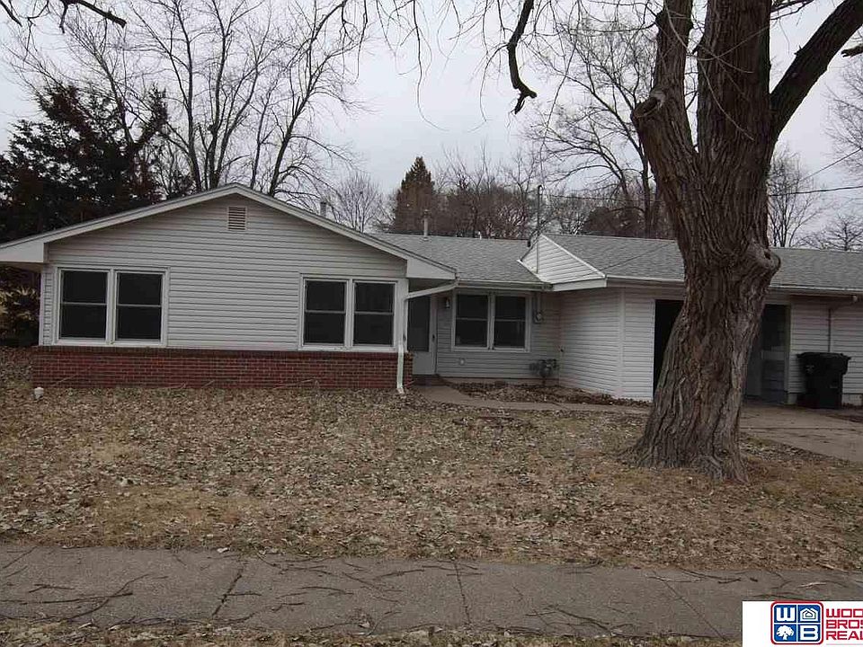 1st image of 5242 W Benton St