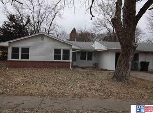 5242 W Benton St, Lincoln, NE 68524