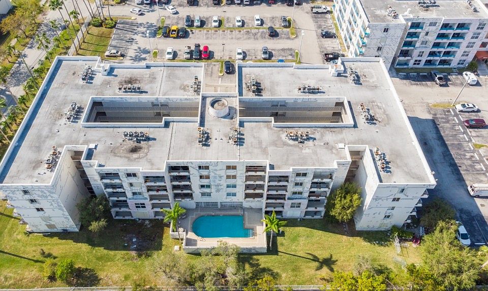 1st image of 8201 NW 8th St APT 407