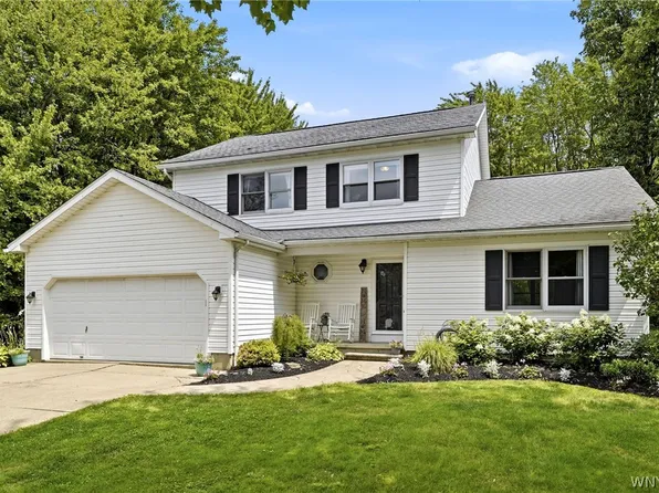 8344 Merrill Pl, Eden, NY 14057