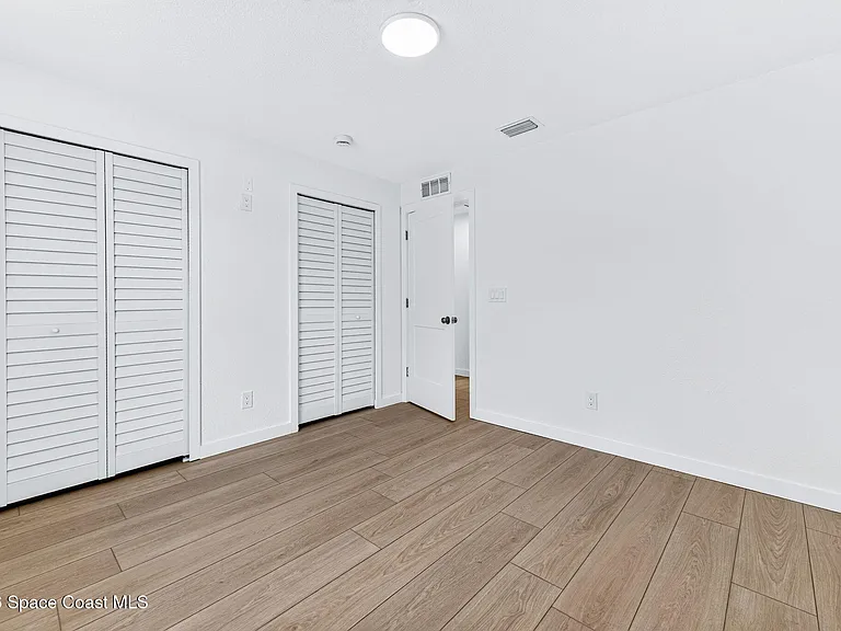 711 Avalon St SE — Photo 22