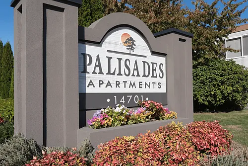 Palisades Apartments Photo 1