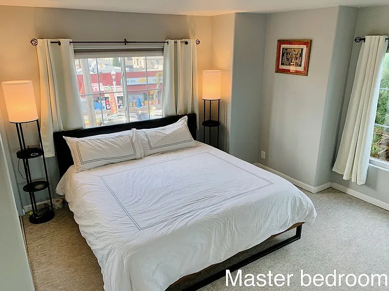 4950 Voltaire St #1 — Photo 10