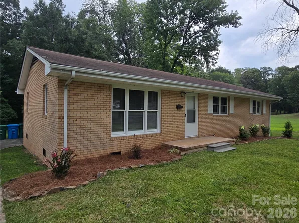 609 Hawthorn Ave, Albemarle, NC 28001