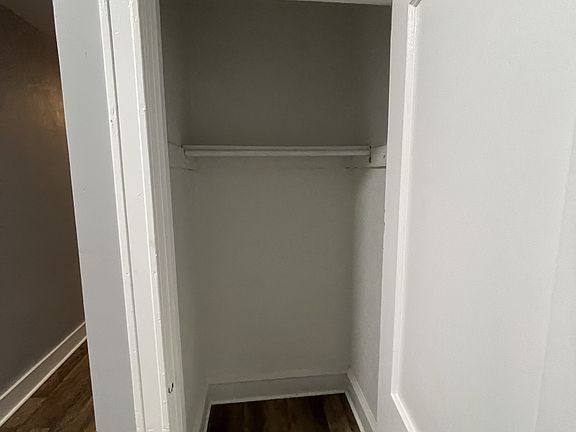 3rd image of 1051 Yeadon Ave Unit B