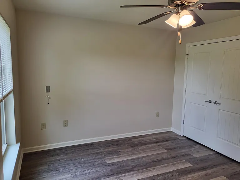 8535 Halcyon Pointe Dr — Photo 11