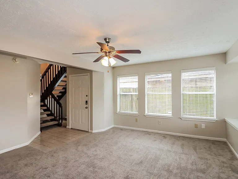 16602 Quiet Trail Dr — Photo 5