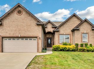 2428 Senseney Dr, Clarksville, TN 37042