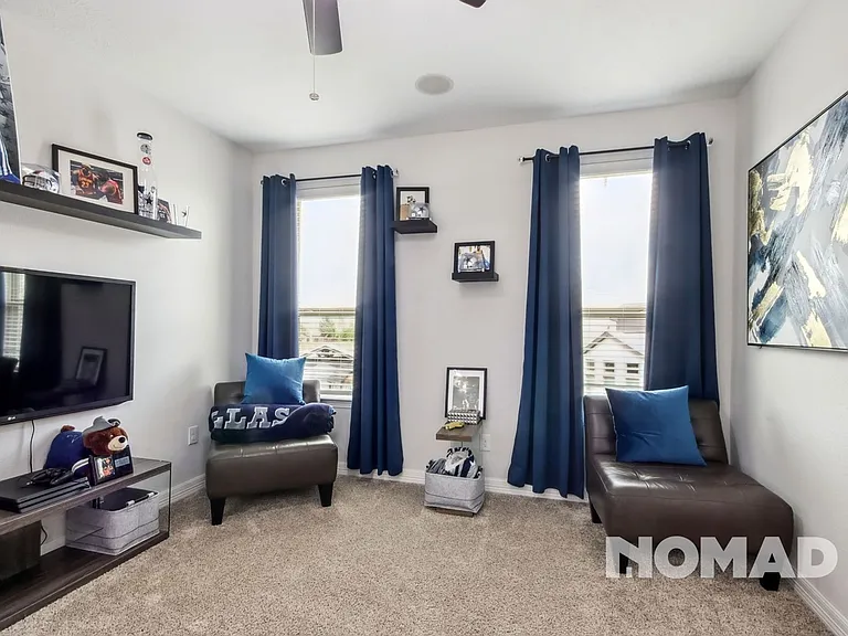 4303 Cottonwood Creek Ln — Photo 18