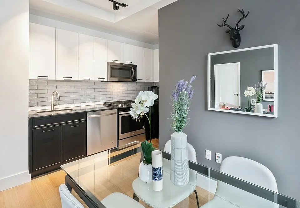 63 Wall St #1015