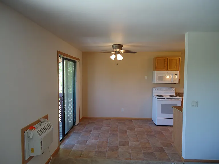 1311 Sunnyridge Rd — Photo 4