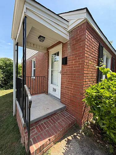 319 Poindexter Dr Photo 1