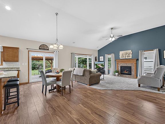 3rd image of 1836 N Sunnyslope DRIVE