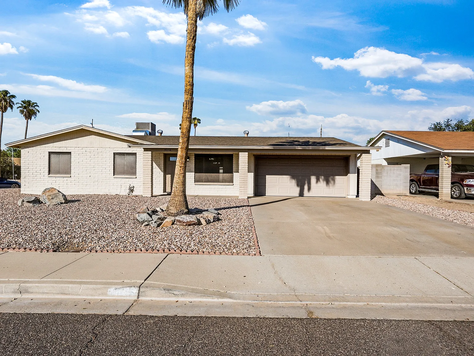 4 bed, 1456 sqft, $2,095 — Photo 4