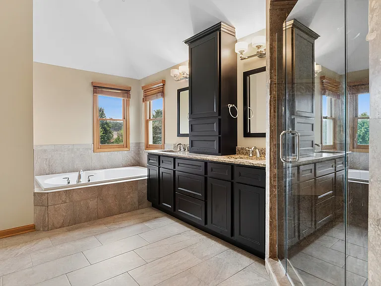 2680 Ginger Woods Dr — Photo 16