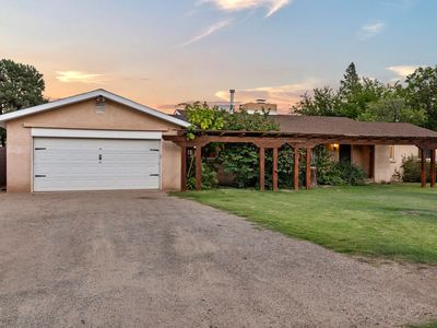 435 Gavilan Pl NW, Albuquerque, NM, 87107