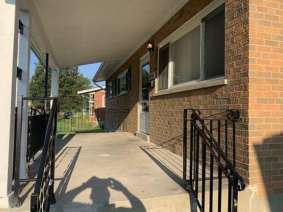 2nd image of 5148 Ballantrae Ct