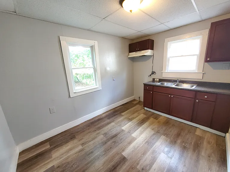 69 Ellison St #3 — Photo 5