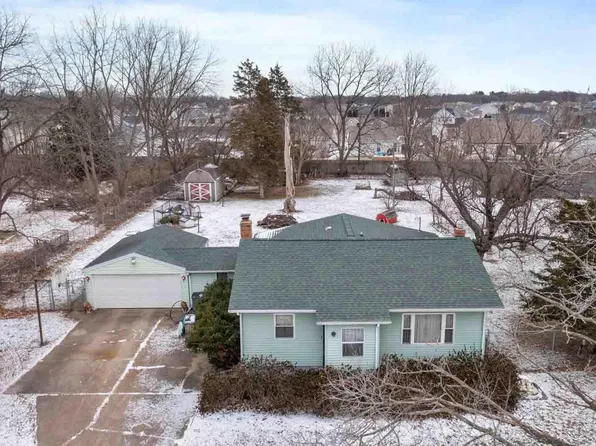 56708 Lake St, Osceola, IN 46561