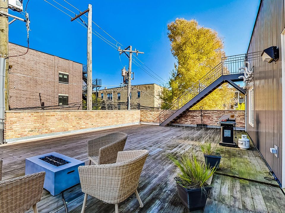 Huge 800 sq ft private deck