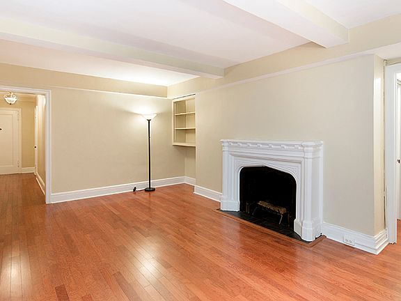 4th image of 444 E 52nd St APT 7D