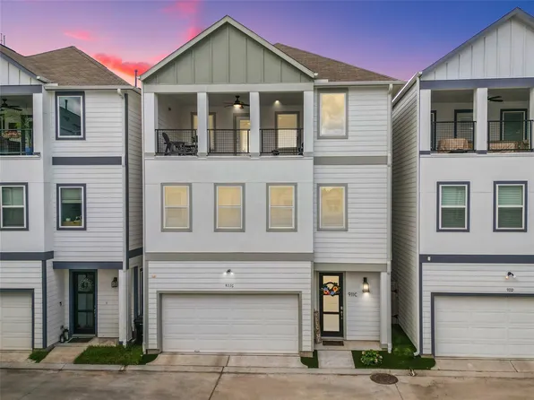 911 W 35th St #C, Houston, TX 77018