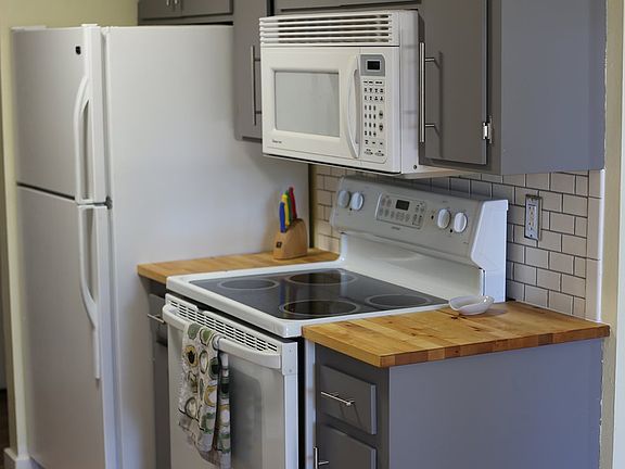 5th image of 409 NE 85th St #4-J