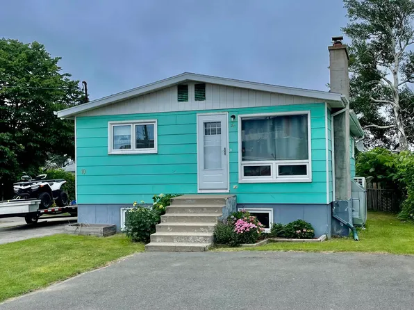 10 Brodie Ave, Glace Bay, NS B1A 2P1