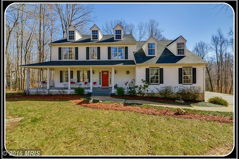 100 Wateredge Ln photo 1
