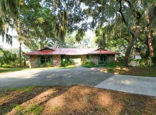 112 Verdier Rd, Beaufort, SC 29902