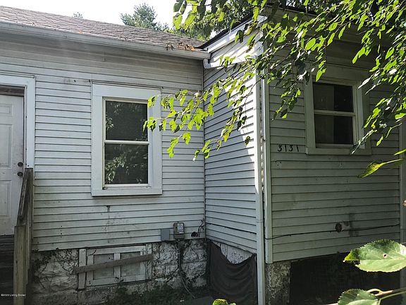 4th image of 3131 Bank St