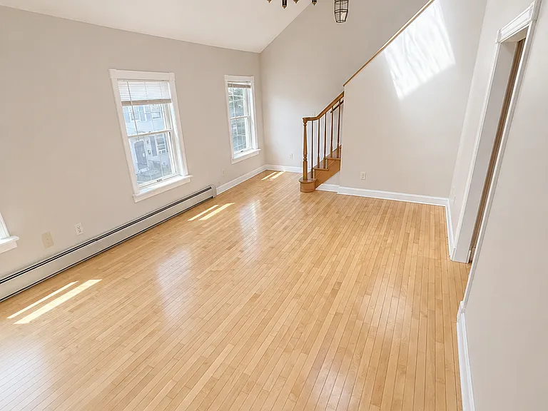 139 Jefferson St — Photo 10