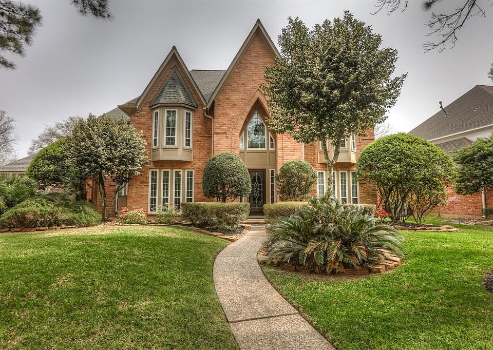 1st image of 3030 Willow Terrace Dr