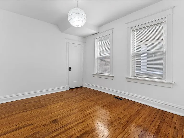 2120 Portis Ave #1F — Photo 15