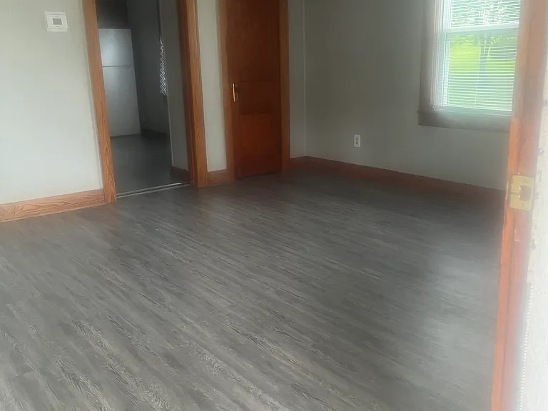 306 Brown St — Photo 6