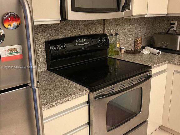 3rd image of 18151 NE 31st Ct APT 1603
