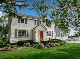 1069 Lockport Rd, Youngstown, NY 14174