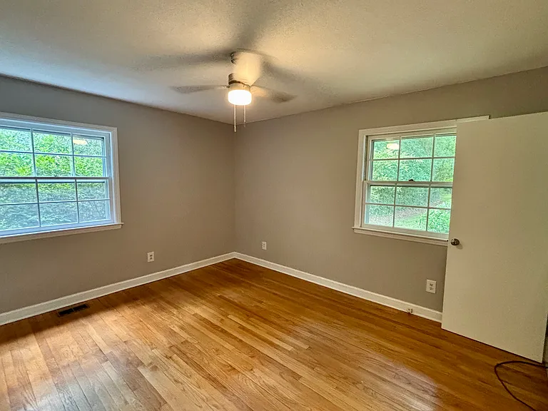 1209 Green Springs Rd — Photo 10