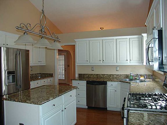 5th image of 4990 Donny Brook Ln